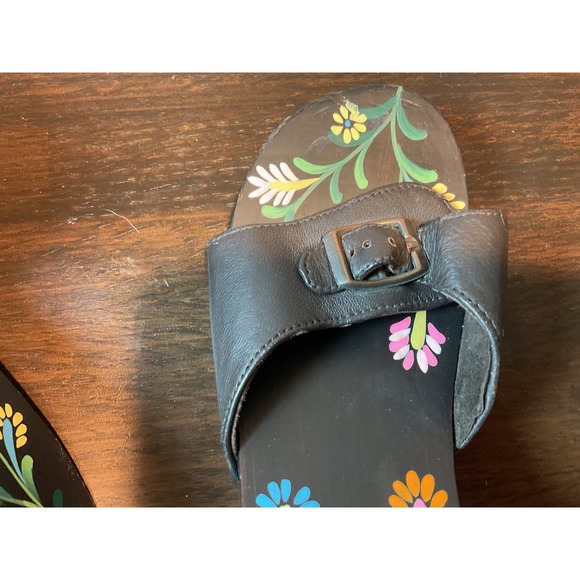 Mystique Wedge Sandals Floral Painted Brown Leather Adjustable‎ Buckle Size 9 - Picture 9 of 12